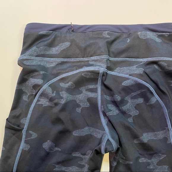 Lululemon Speed Tight II Heathered Texture Lotus Camo Oil Slick Blue/Inkwell S 6 - Picture 10 of 17